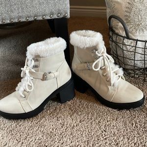 Cream fur boots lace up 8